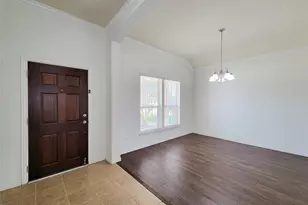 249 Harbor Bend Ln, Dickinson, TX 77539 - Photo 7