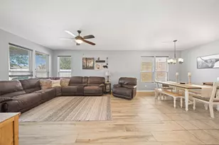 1118 Upton Ct, Conroe, TX 77304 - Photo 11