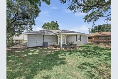 123 Ogden Street, Winnie, TX 77665 - Photo 23