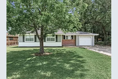 123 Ogden Street, Winnie, TX 77665 - Photo 1