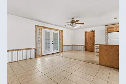 123 Ogden Street, Winnie, TX 77665 - Photo 7