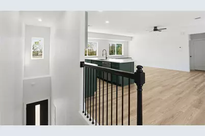 1313 Knight St #1, Houston, TX 77022 - Photo 9