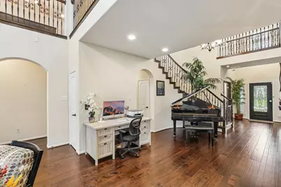 4220 Walnut Bend Drive, Friendswood, TX 77546 - Photo 9