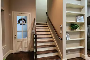 5706 Petty St, Houston, TX 77007 - Photo 9