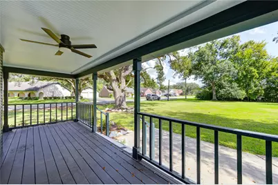 602 E Myrtle Street, Angleton, TX 77515 - Photo 19