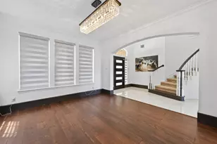 1311 Rene Ct, Sugar Land, TX 77479 - Photo 7