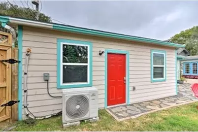 3917 Avenue P 1/2, Galveston, TX 77550 - Photo 37