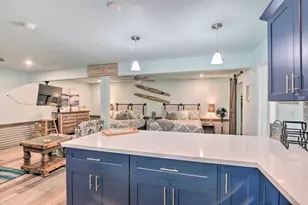 3917 Ave P 1/2, Galveston, TX 77550 - Photo 27