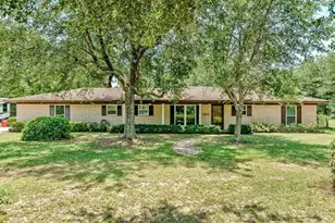 160 Linda Ln, Lumberton, TX 77657 - Photo 3