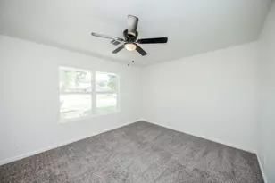 5221 Libbey Ln, Houston, TX 77092 - Photo 23