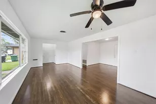 1841 Huge Oaks St, Houston, TX 77055 - Photo 3