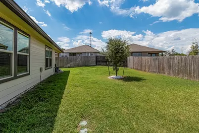105 Blanco Drive, Huntsville, TX 77340 - Photo 41