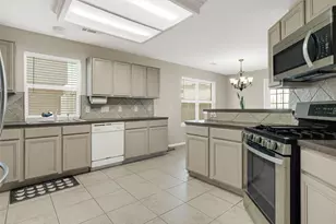 8123 Solara Bend, Houston, TX 77083 - Photo 11