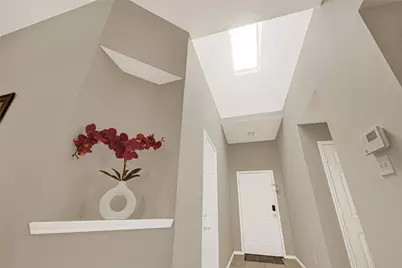 8123 Solara Bend, Houston, TX 77083 - Photo 3