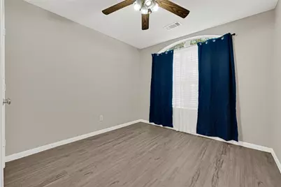 8123 Solara Bend, Houston, TX 77083 - Photo 17
