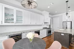 1631 Du Barry Ln, Houston, TX 77018 - Photo 9