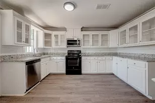 5831 Annunciation St, Houston, TX 77016 - Photo 11