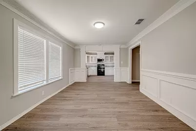 5831 Annunciation Street, Houston, TX 77016 - Photo 9