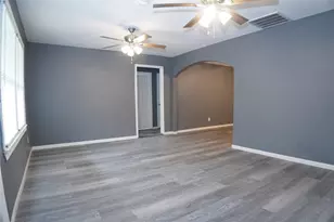 6803 6th St, Hitchcock, TX 77563 - Photo 9