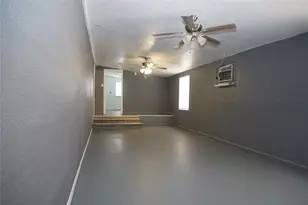 6803 6th St, Hitchcock, TX 77563 - Photo 29