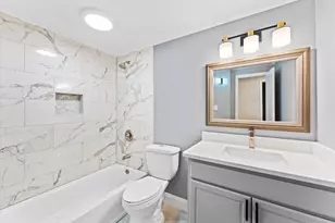 2626 Holly Hall St, Houston, TX 77054 - Photo 9