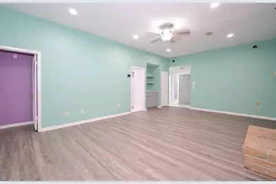 8615 Belle Park Drive, Houston, TX 77099 - Photo 27