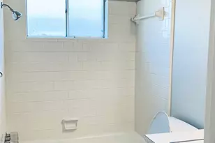 225 Crest Hill Dr, Conroe, TX 77301 - Photo 7