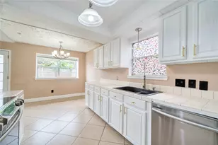 1323 Oakengates Dr, Houston, TX 77015 - Photo 19
