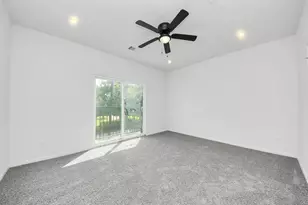 7902 Parnell St, Houston, TX 77051 - Photo 15