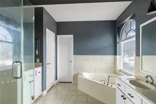 2010 Trail Water Ct, Kingwood, TX 77339 - Photo 13