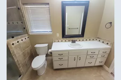 813 River Oaks, Huntsville, TX 77340 - Photo 19