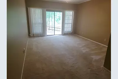 813 River Oaks, Huntsville, TX 77340 - Photo 5