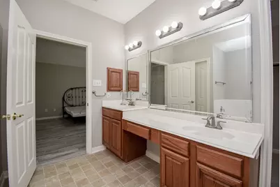 2214 Meadows Boulevard, League City, TX 77573 - Photo 27