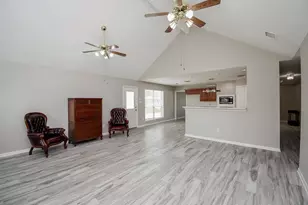 2214 Meadows Blvd, League City, TX 77573 - Photo 13
