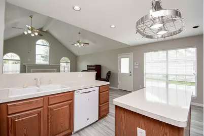 2214 Meadows Boulevard, League City, TX 77573 - Photo 15