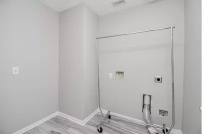 2214 Meadows Boulevard, League City, TX 77573 - Photo 35
