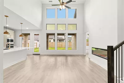 326 Texoma Plains Drive, Conroe, TX 77304 - Photo 3