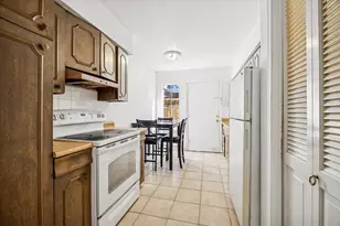 7600 Burgoyne Rd, Houston, TX 77063 - Photo 5