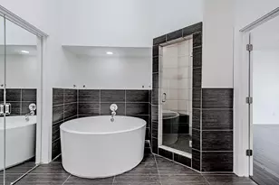 2025 Colquitt St, Houston, TX 77098 - Photo 21