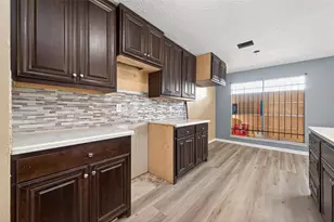 8006 White Swan Dr, Humble, TX 77396 - Photo 9