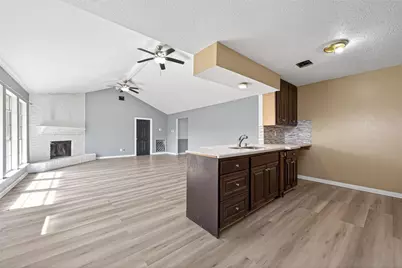 8006 White Swan Drive, Humble, TX 77396 - Photo 13