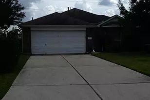 2205 Highland Crossing Dr, Conroe, TX 77304 - Photo 3