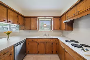 5002 Leafy Hollow Ct, Houston, TX 77018 - Photo 19