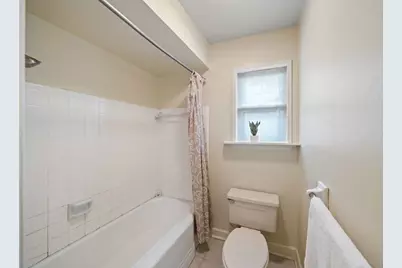 5002 Leafy Hollow Court, Houston, TX 77018 - Photo 31