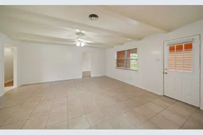 5002 Leafy Hollow Court, Houston, TX 77018 - Photo 15
