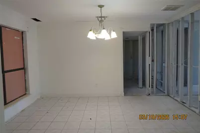 6527 Gladewell Drive, Houston, TX 77072 - Photo 9