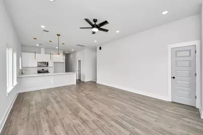 8114 Double Ave #B, Houston, TX 77088 - Photo 5