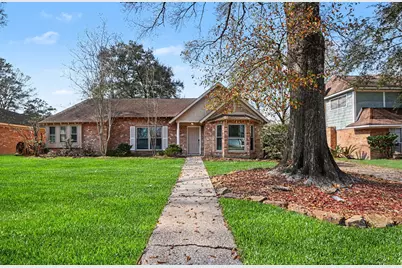 2067 SE Shadow Rock Drive, Houston, TX 77339 - Photo 1