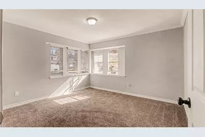 2067 SE Shadow Rock Drive, Houston, TX 77339 - Photo 9