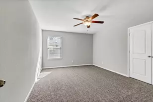 14019 S Wind Cave Ct, Conroe, TX 77384 - Photo 23